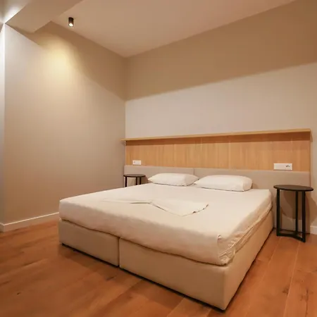 Hotel Relax City Center Tirana Exterior photo