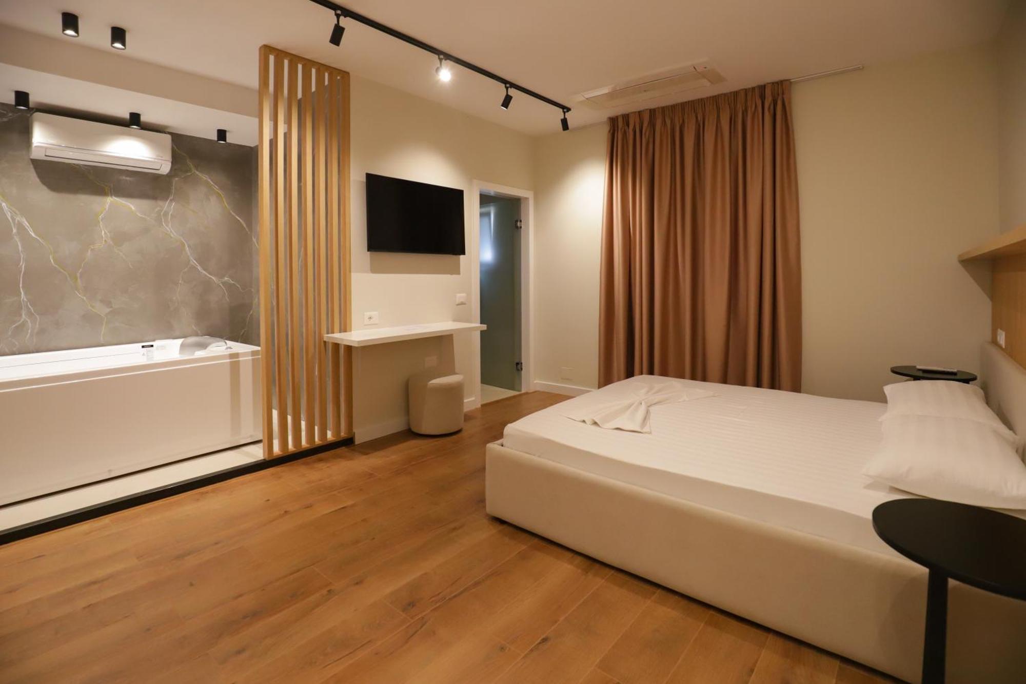 Relax Center Hotel Tirana